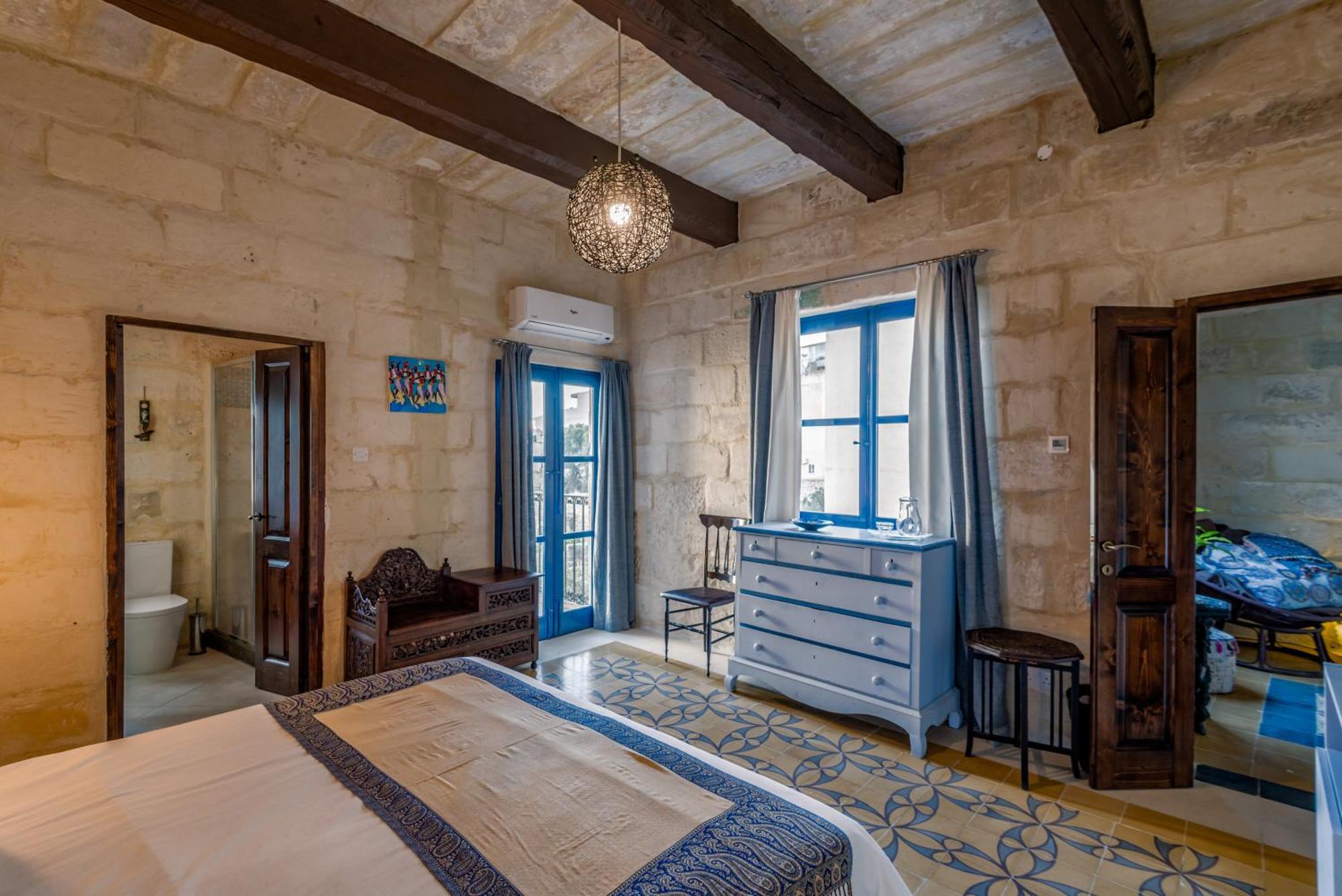 The Stonehouse Bed and Breakfast Saint Julian's Εξωτερικό φωτογραφία