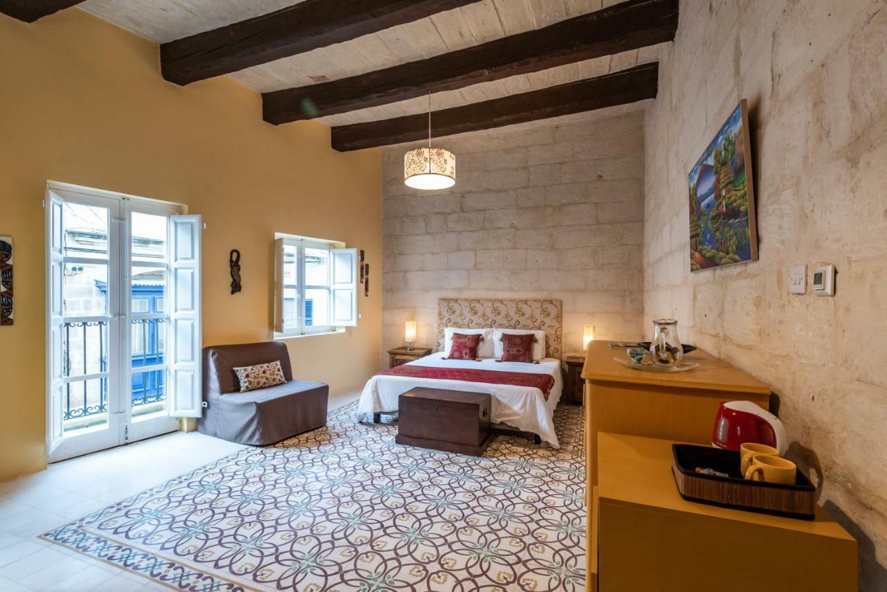 The Stonehouse Bed and Breakfast Saint Julian's Εξωτερικό φωτογραφία