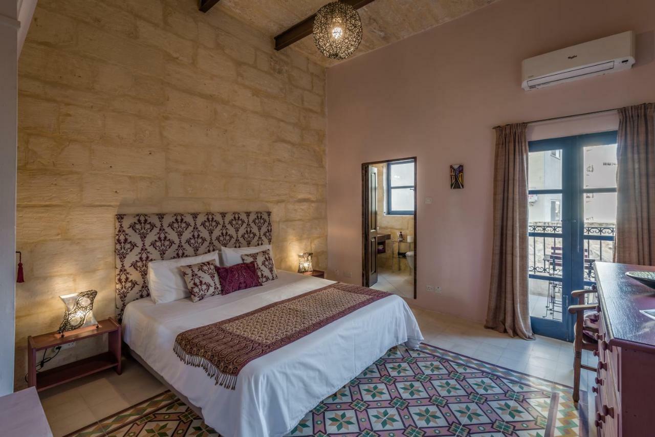 The Stonehouse Bed and Breakfast Saint Julian's Εξωτερικό φωτογραφία